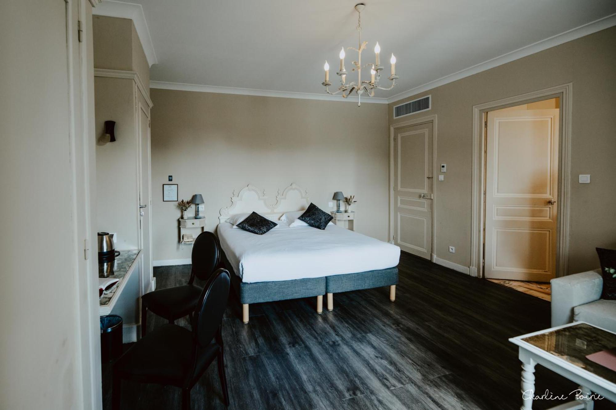 Grand Hotel Des Bains Vals-les-Bains Zewnętrze zdjęcie