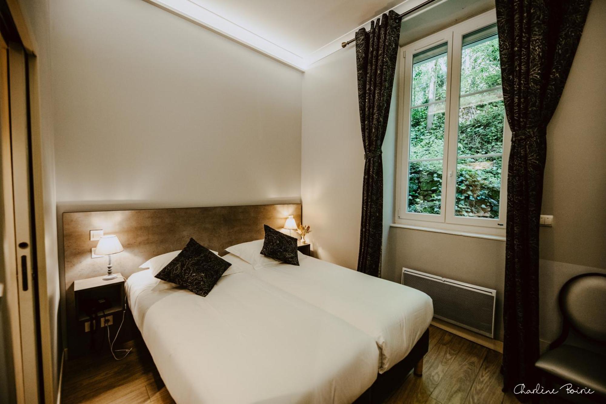 Grand Hotel Des Bains Vals-les-Bains Zewnętrze zdjęcie