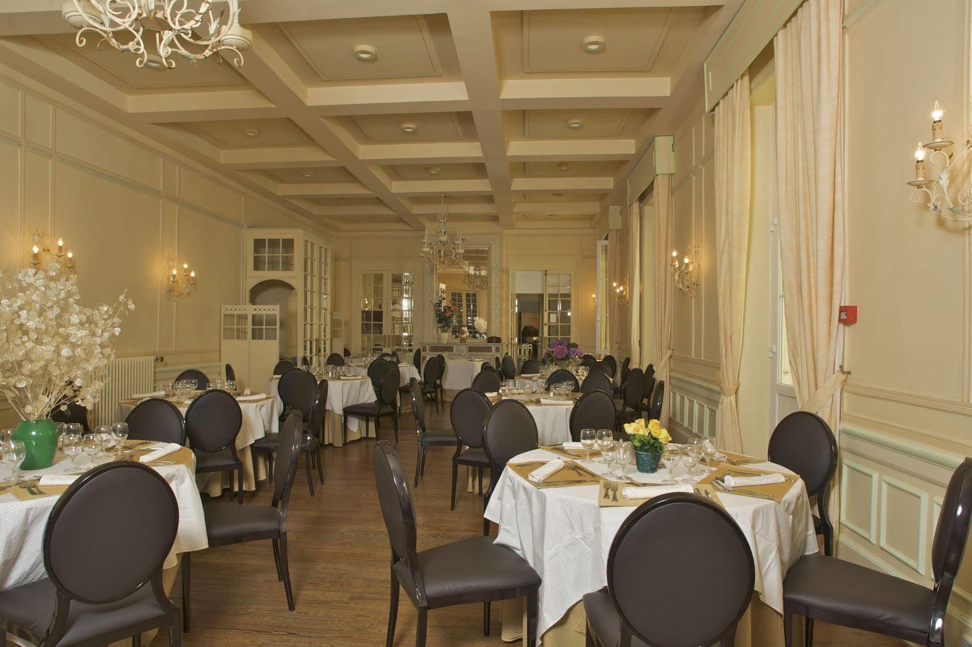 Grand Hotel Des Bains Vals-les-Bains Zewnętrze zdjęcie