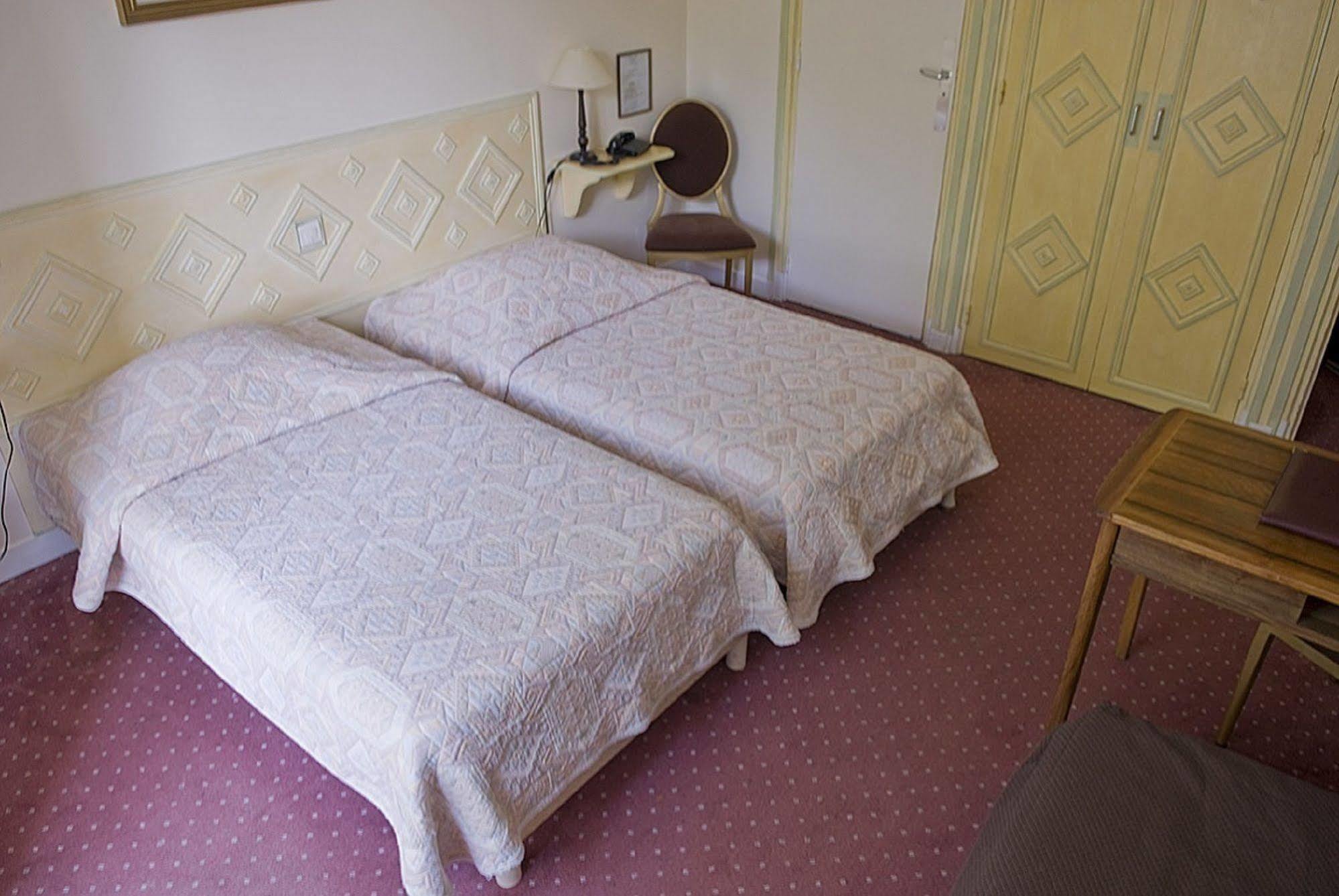 Grand Hotel Des Bains Vals-les-Bains Zewnętrze zdjęcie